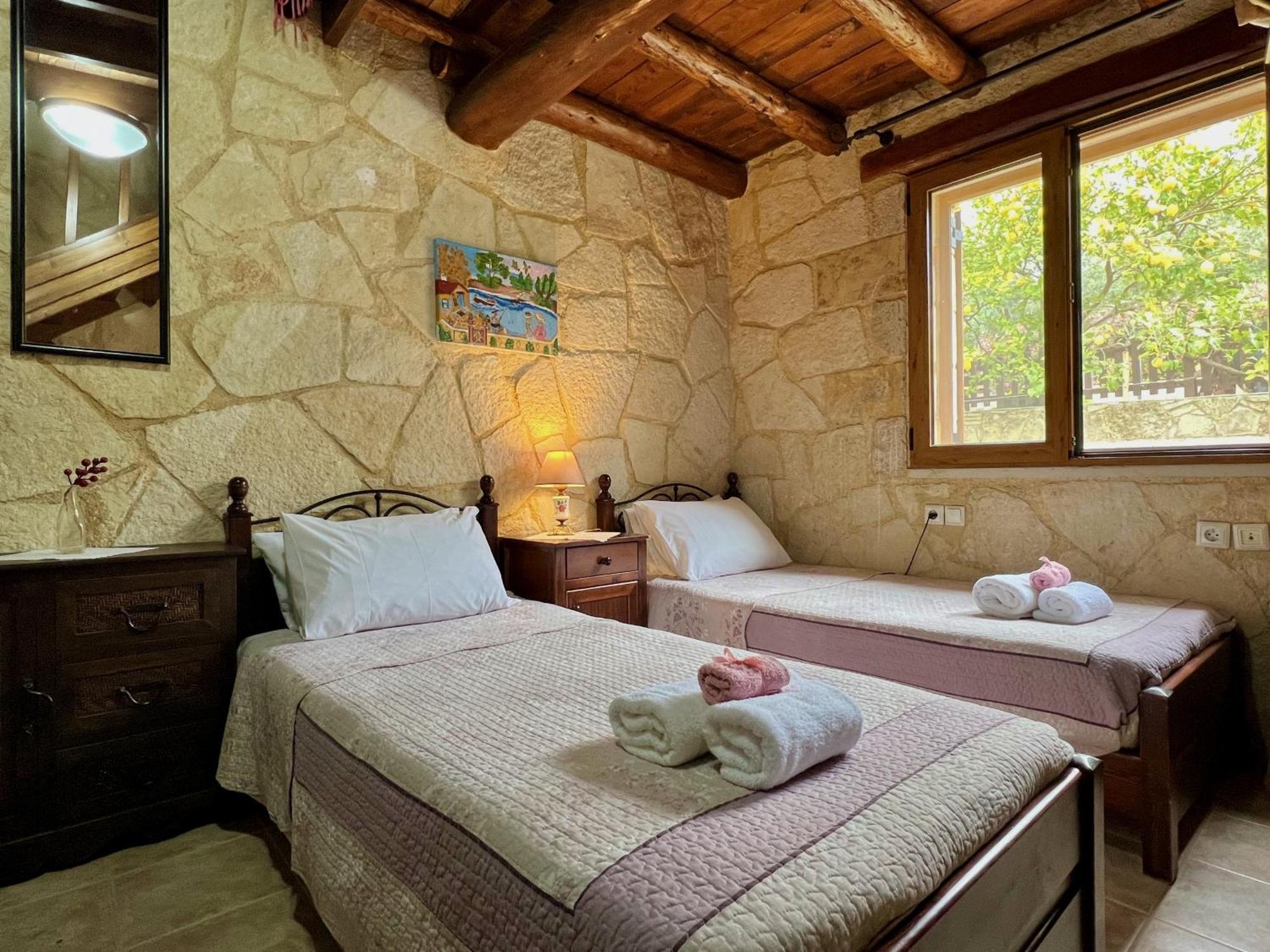 Villa Toula With Pool Nr Armeni Crete Makhairoí エクステリア 写真